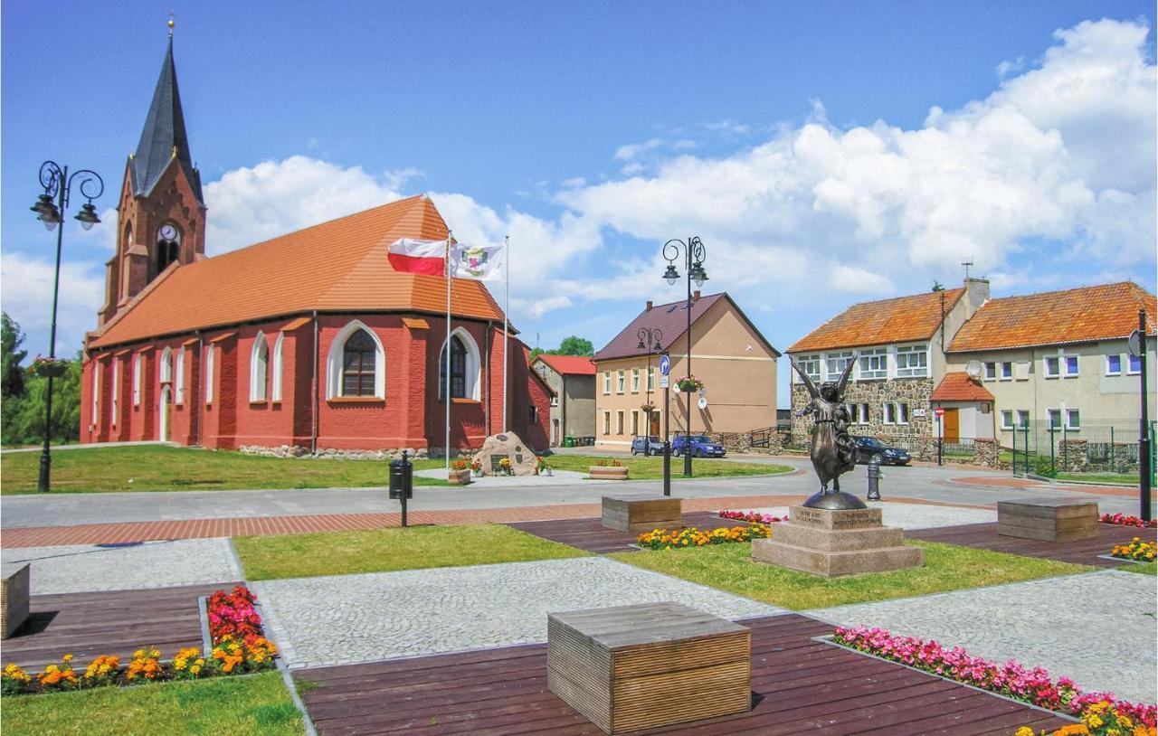 Cozy Apartment In Nowe Warpno With Wifi Eksteriør bilde