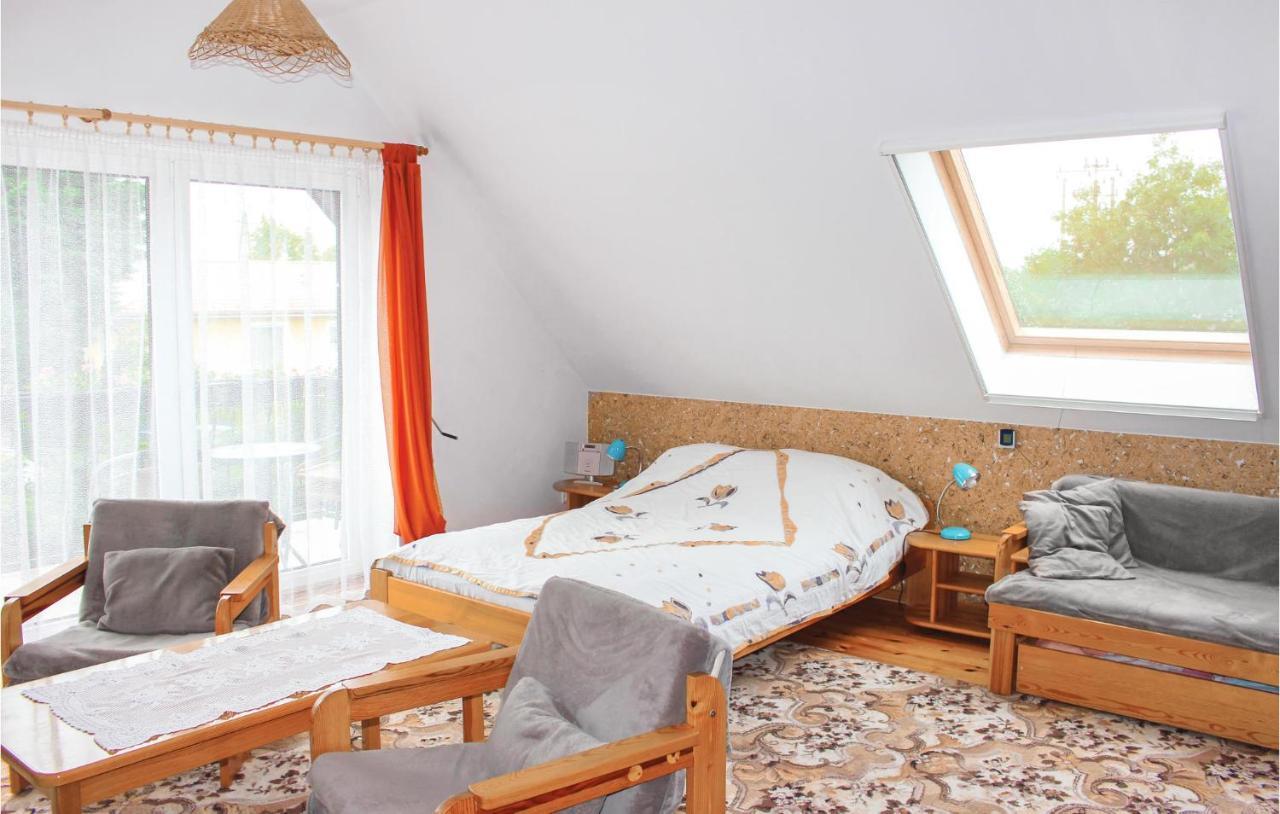 Cozy Apartment In Nowe Warpno With Wifi Eksteriør bilde